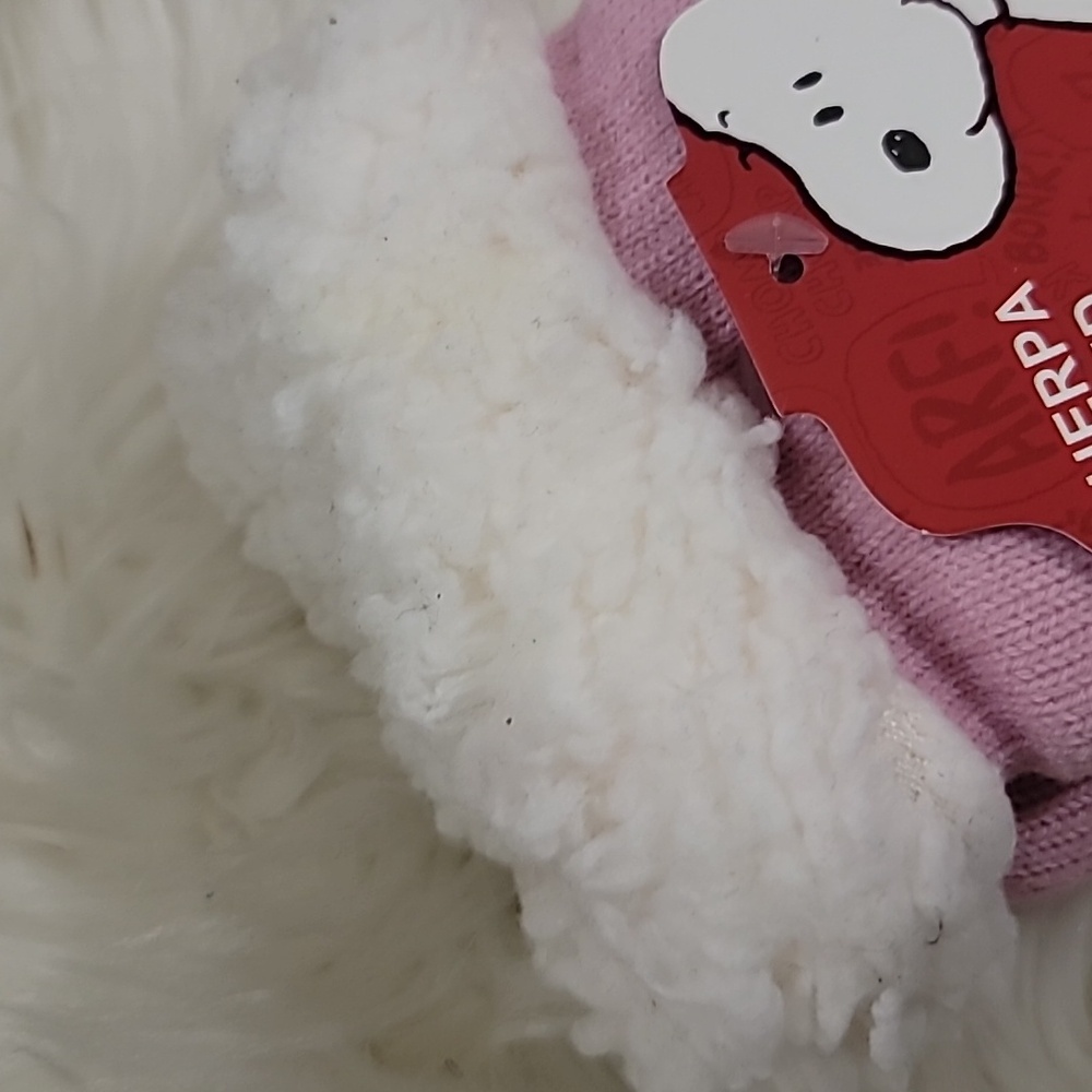 💕Peanuts Pink Snoopy Sherpa Women's Socks💕 - Picture 5 of 5